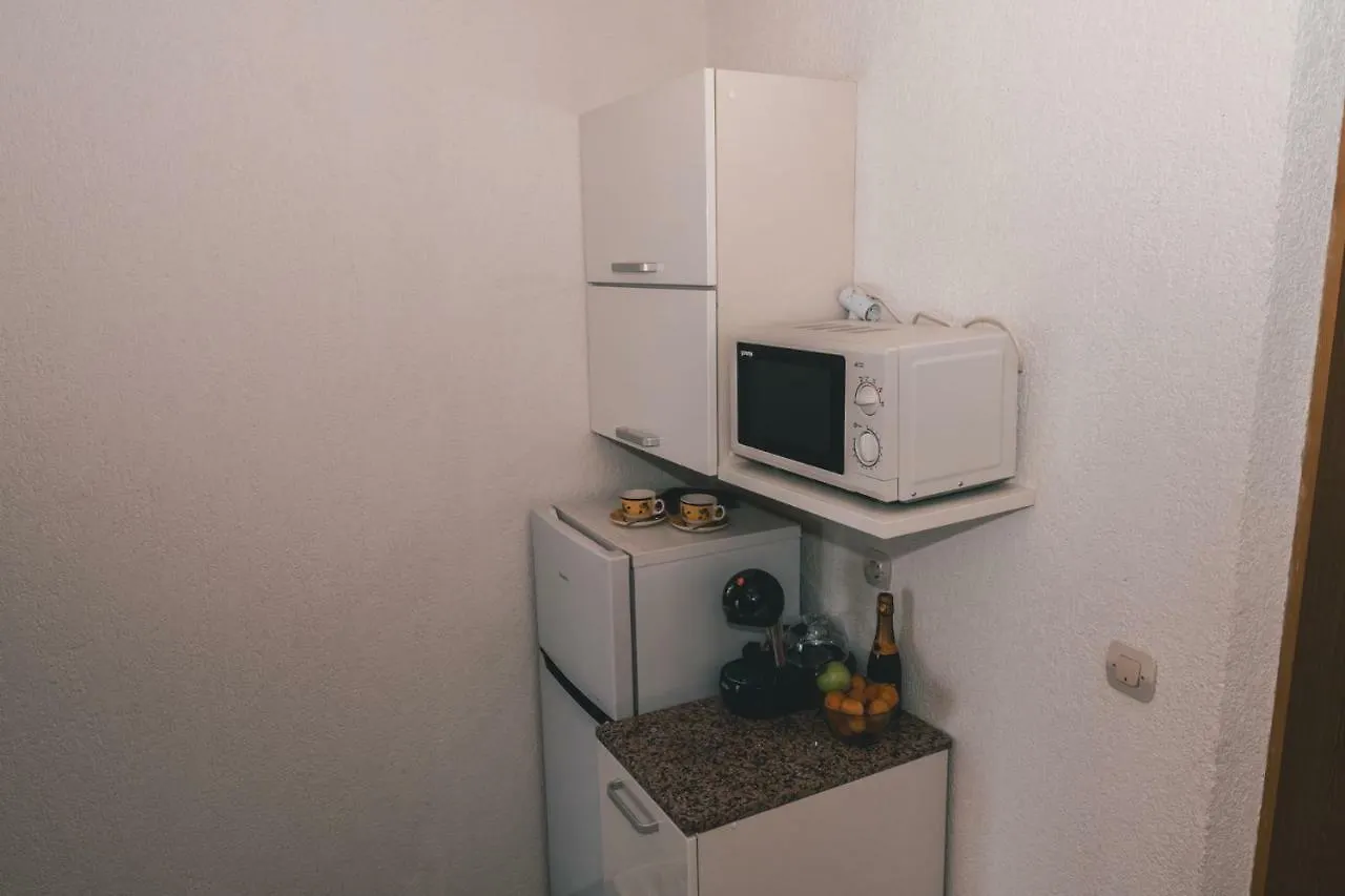 Apartments Micic ロヴラン